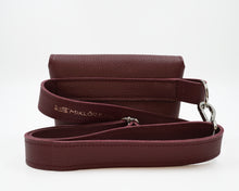 Kép betöltése a galériamegjelenítőbe: Kis bőr övtáska