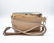 Încărcați imaginea în vizualizatorul Galeriei, Geantă de talie din piele
