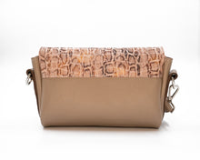 Încărcați imaginea în vizualizatorul Galeriei, Crossbody