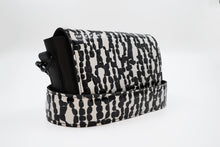 Încărcați imaginea în vizualizatorul Galeriei, Crossbody