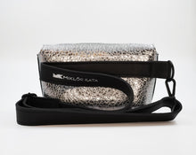 Kép betöltése a galériamegjelenítőbe: Bőr övtáska