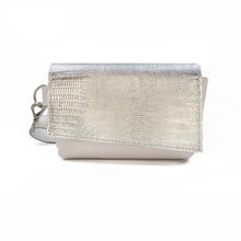 Încărcați imaginea în vizualizatorul Galeriei, Geantă de talie din piele