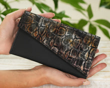 Kép betöltése a galériamegjelenítőbe: Bőr pénztárca