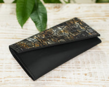 Kép betöltése a galériamegjelenítőbe: Bőr pénztárca