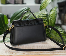 Load image into Gallery viewer, Geantă elegantă din piele neagră pentru femei, fotografie din spate, top handle