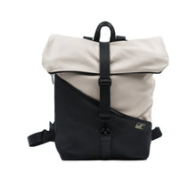 Încărcați imaginea în vizualizatorul Galeriei, Rucsac din piele