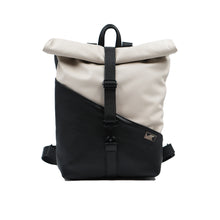 Încărcați imaginea în vizualizatorul Galeriei, Rucsac din piele