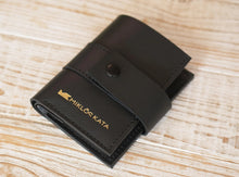 Încărcați imaginea în vizualizatorul Galeriei, Portofel din piele