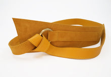 Încărcați imaginea în vizualizatorul Galeriei, Curea