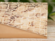 Încărcați imaginea în vizualizatorul Galeriei, Poșetă din piele