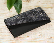 Încărcați imaginea în vizualizatorul Galeriei, Poșetă din piele