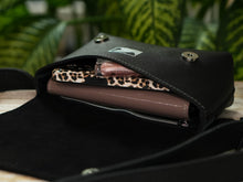 Încărcați imaginea în vizualizatorul Galeriei, Geantă de talie din piele