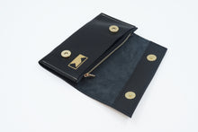 Încărcați imaginea în vizualizatorul Galeriei, Poșetă din piele
