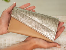 Încărcați imaginea în vizualizatorul Galeriei, Poșetă din piele