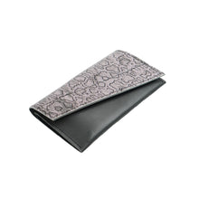 Încărcați imaginea în vizualizatorul Galeriei, Poșetă din piele