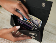 Încărcați imaginea în vizualizatorul Galeriei, Poșetă din piele