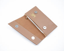 Încărcați imaginea în vizualizatorul Galeriei, Portofel din piele