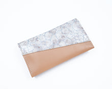 Load image into Gallery viewer, Leather Purse