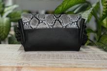 Kép betöltése a galériamegjelenítőbe: CrossBody