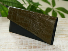 Load image into Gallery viewer, Leather Purse