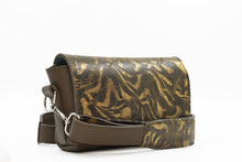 Load image into Gallery viewer, Crossbody