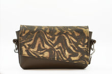 Load image into Gallery viewer, Crossbody