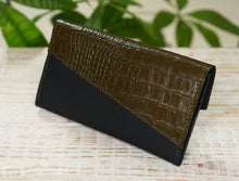 Load image into Gallery viewer, Leather Purse