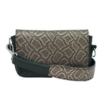 Load image into Gallery viewer, Leather Crossbody Bag