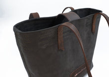 Load image into Gallery viewer, Leather Shoulder Bag
