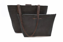 Load image into Gallery viewer, Leather Shoulder Bag
