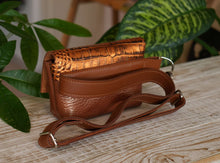 Load image into Gallery viewer, Small Leather Waist Bag
