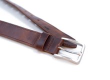 Încărcați imaginea în vizualizatorul Galeriei, Curea din piele
