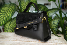 Load image into Gallery viewer, &quot;Dines&quot; Top Handle Bag

