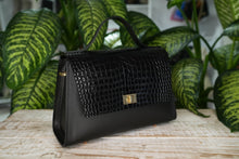 Load image into Gallery viewer, &quot;Dines&quot; Top Handle Bag
