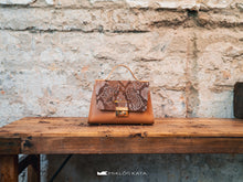 Load image into Gallery viewer, &quot;Dines&quot; Top Handle Bag
