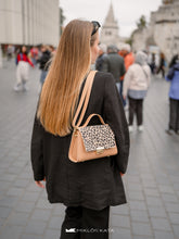 Load image into Gallery viewer, &quot;Dines&quot; Top Handle Bag
