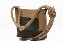 Load image into Gallery viewer, Leather Shoulder Bag
