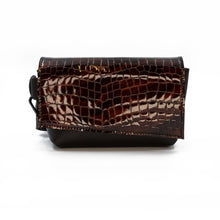 Kép betöltése a galériamegjelenítőbe: Bőr övtáska
