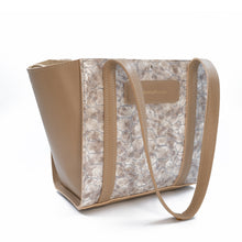 Încărcați imaginea în vizualizatorul Galeriei, Geantă tote
