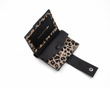 Încărcați imaginea în vizualizatorul Galeriei, Portofel din piele

