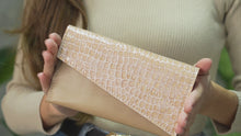 Load and play video in Gallery viewer, Leather Purse
