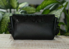 Încărcați imaginea în vizualizatorul Galeriei, CrossBody
